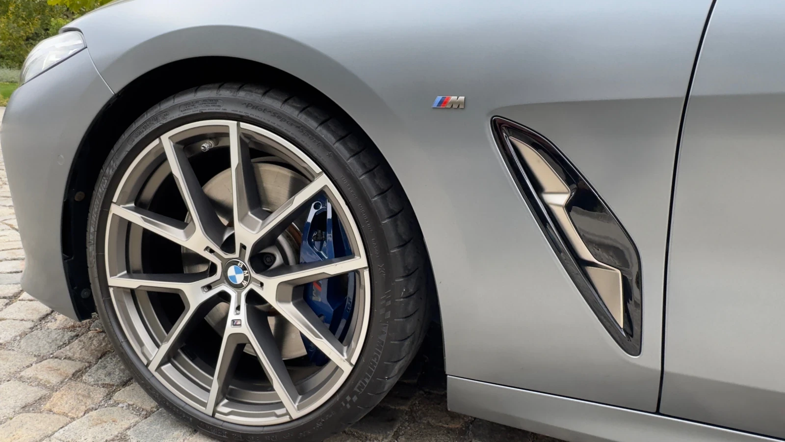 BMW 850 M850i XDrive, снимка 15 - Автомобили и джипове - 56555422