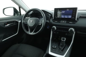Toyota Rav4 TEAM D* 4x4* PANO* DISTR* KEYLESS* CAMERA* CARPLAY - 69490 лв. - 80532946 6