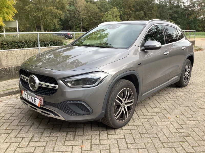 Mercedes-Benz GLA 250 E PLUG-IN HYBRID ДИСТРОНИК ПАНОРАМА НАВИГАЦИЯ КАМЕ, снимка 1 - Автомобили и джипове - 47821490