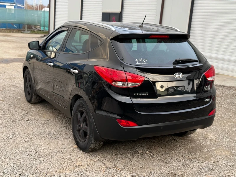 Hyundai IX35 2.0CRDI AUTOMAT, снимка 4 - Автомобили и джипове - 49470791