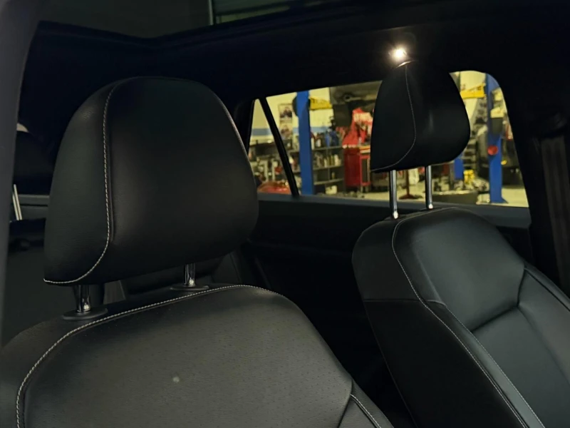 VW Atlas CROSS SPORT / 3.6 V6 4MOTION / PANO , снимка 13 - Автомобили и джипове - 52807670