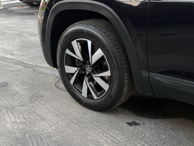 VW Atlas CROSS SPORT / 3.6 V6 4MOTION / PANO , снимка 3 - Автомобили и джипове - 52807670