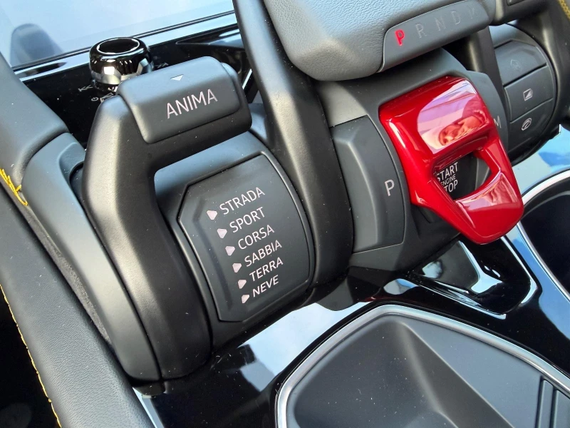 Lamborghini Urus SE HYBRID B&O DARK PAKET KERAMIK PANORAMA, снимка 8 - Автомобили и джипове - 52878071