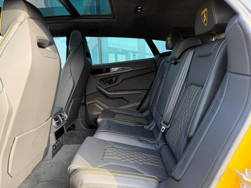 Lamborghini Urus SE HYBRID B&O DARK PAKET KERAMIK PANORAMA, снимка 12 - Автомобили и джипове - 52878071