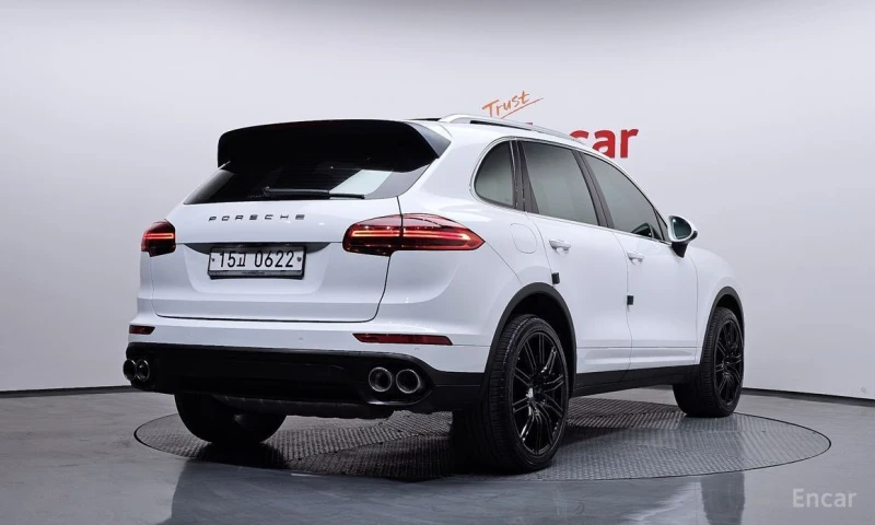 Porsche Cayenne, снимка 2 - Автомобили и джипове - 52999707