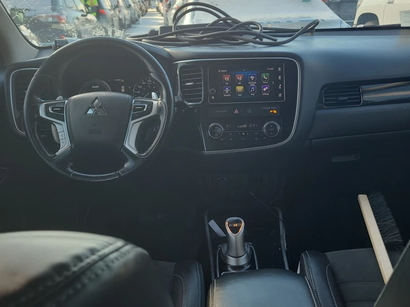 Mitsubishi Outlander * * CARFAX * * АВТО КРЕДИТ * * , снимка 6 - Автомобили и джипове - 53277547