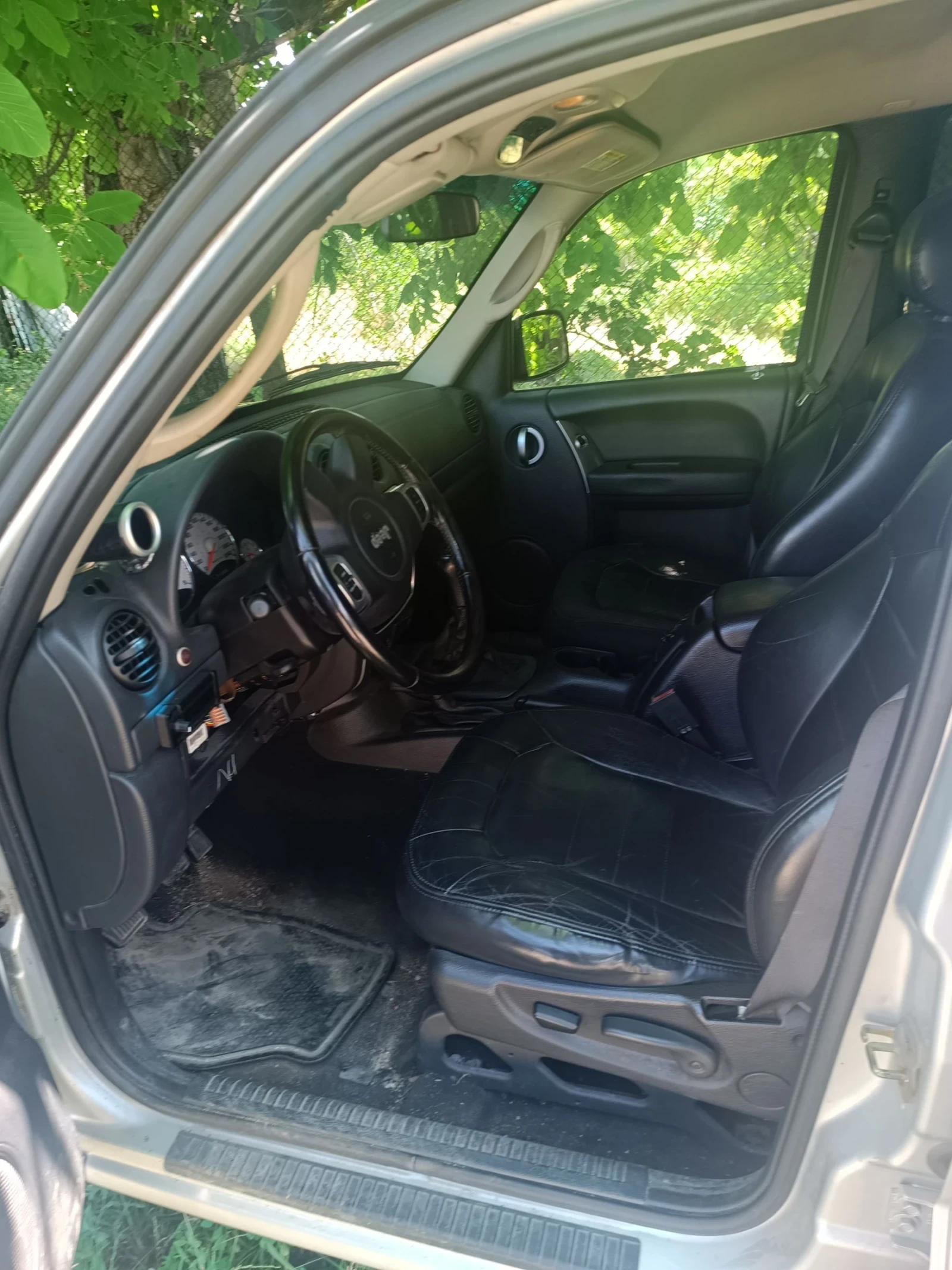 Jeep Cherokee  - изображение 4