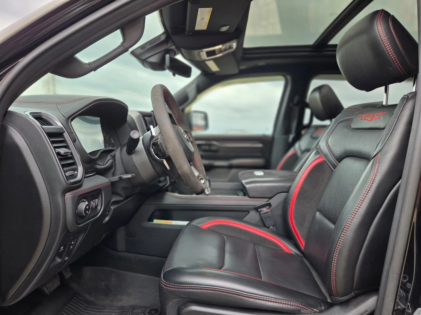 Dodge RAM 1500 TRX* SuperCharged 6.2 HEMI* TwinScrew* Лизинг - изображение 7