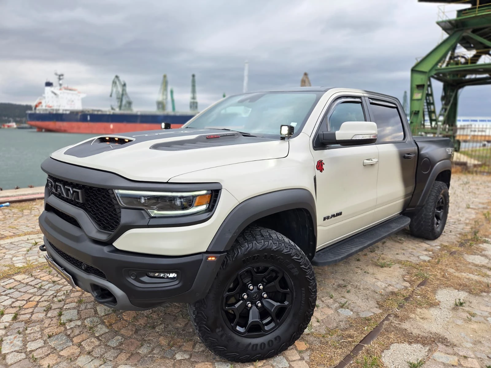 Dodge RAM 1500 TRX* SuperCharged 6.2 HEMI* TwinScrew* Лизинг - изображение 3