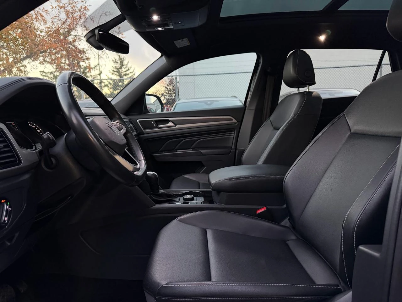 VW Atlas CROSS SPORT / 3.6 V6 4MOTION / PANO  - изображение 6