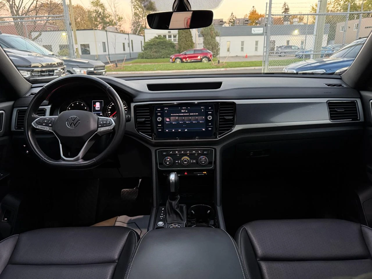 VW Atlas CROSS SPORT / 3.6 V6 4MOTION / PANO  - изображение 8