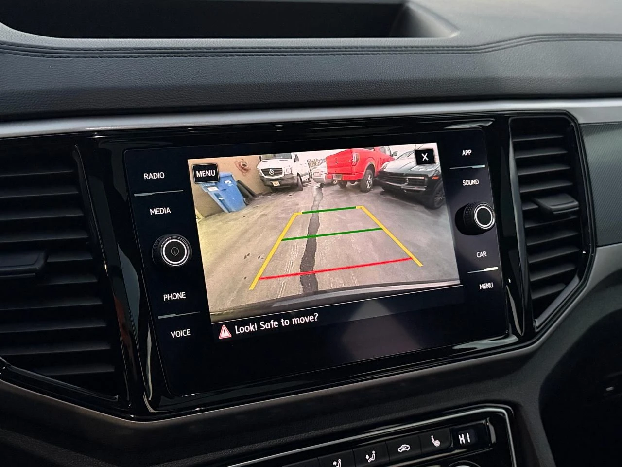 VW Atlas CROSS SPORT / 3.6 V6 4MOTION / PANO  - изображение 10