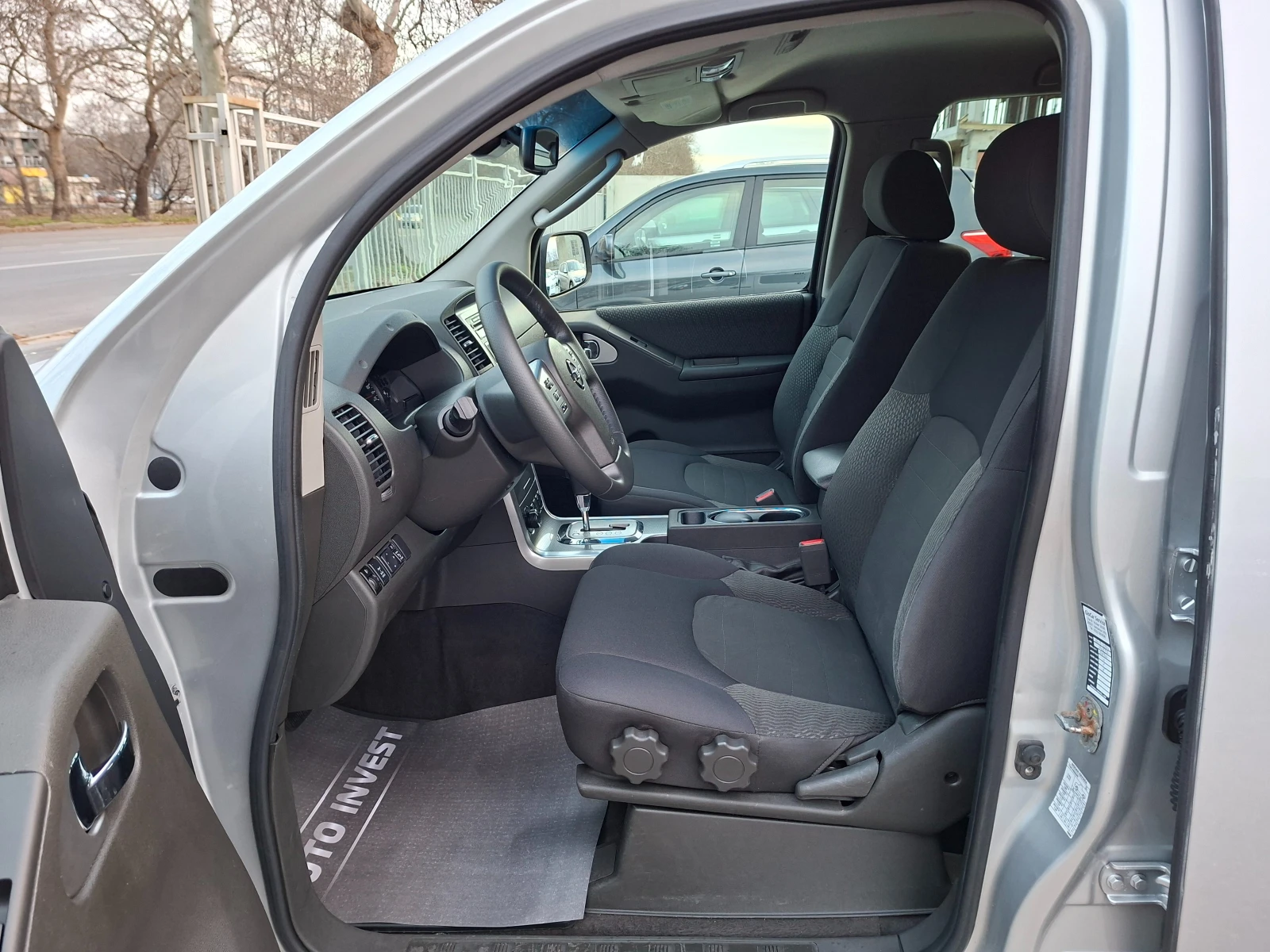 Nissan Navara 2.5/190kc./AVTOMAT - изображение 9