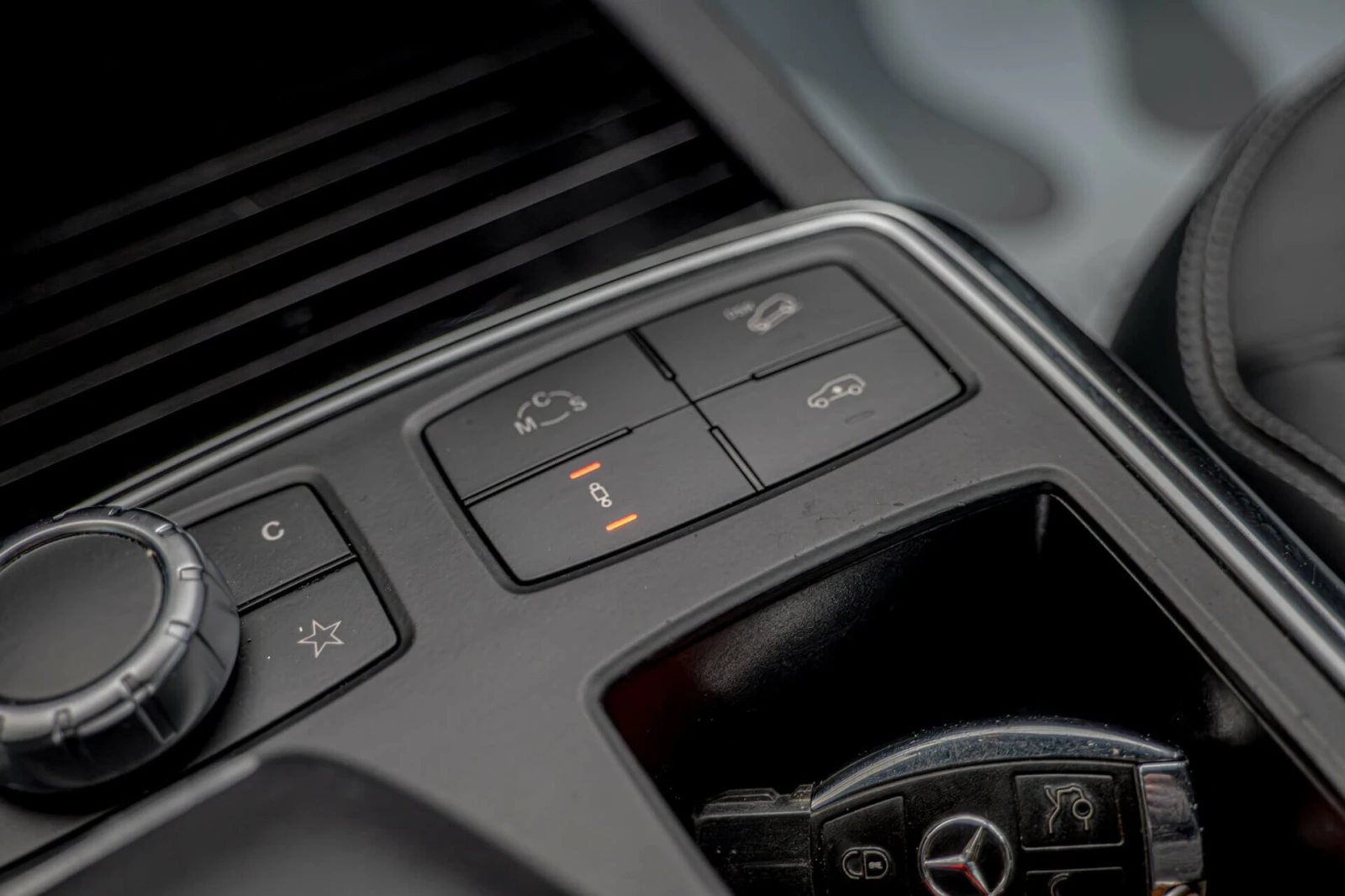 Mercedes-Benz ML 63 AMG 4Matic/Blind Assist/Lane Assist/Ambient/������ 360 | Mobile.bg � ����������� 11