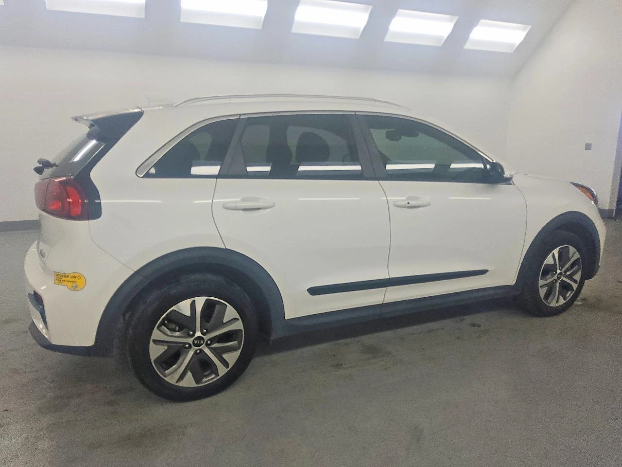 Kia Niro EV EX PREMIUM, снимка 3 - Автомобили и джипове - 53800433