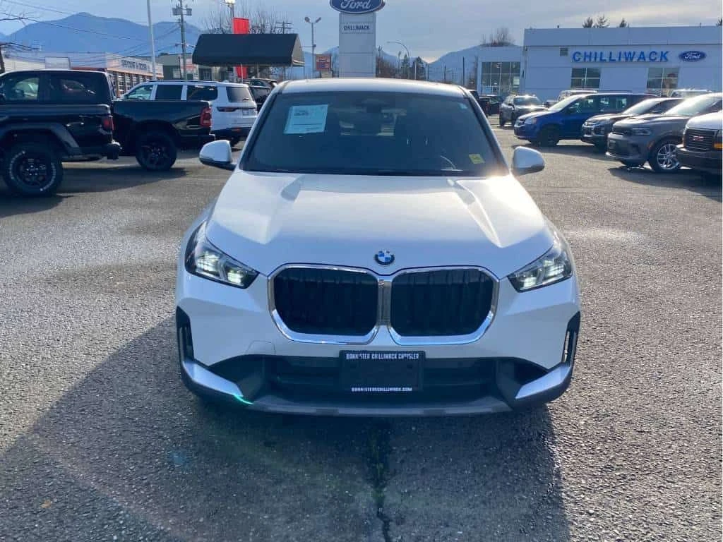 BMW X1 * xDrive28i * ПОДГРЕВИ * КАРПЛЕЙ * ПАМЕТ * КАМЕРА, снимка 6 - Автомобили и джипове - 54047332