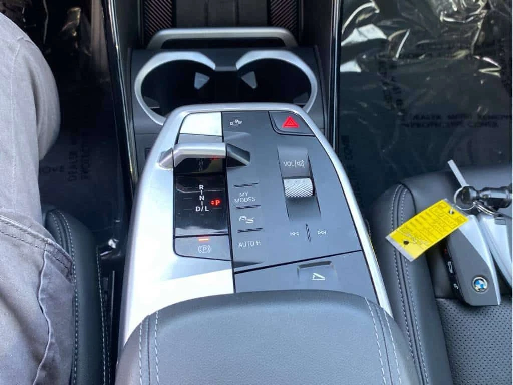 BMW X1 * xDrive28i * ПОДГРЕВИ * КАРПЛЕЙ * ПАМЕТ * КАМЕРА, снимка 10 - Автомобили и джипове - 54047332