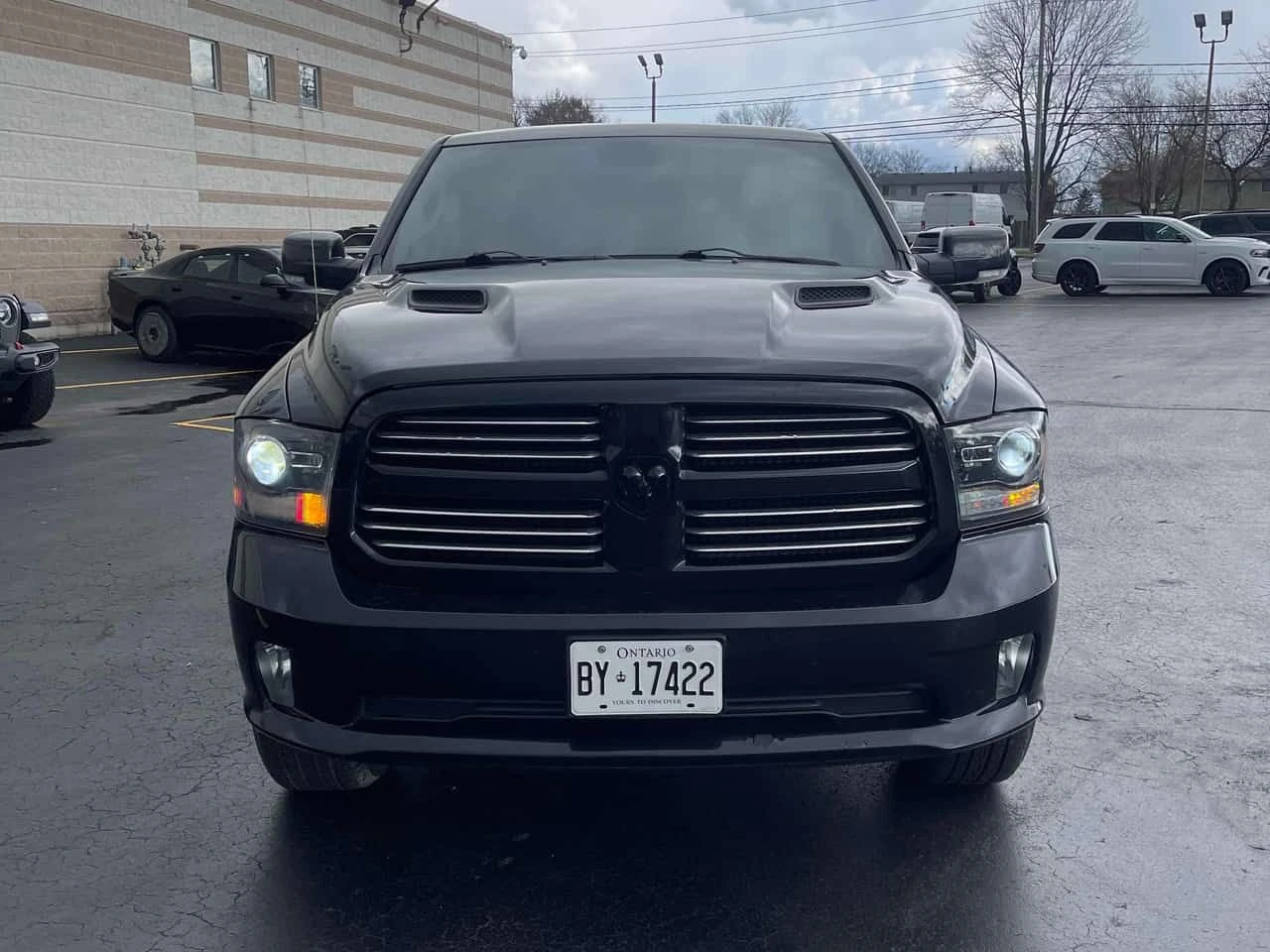 Dodge RAM 1500 SPORT/CARFAX/KEYLESS/ПОДГРЕВИ, снимка 2 - Автомобили и джипове - 54125425