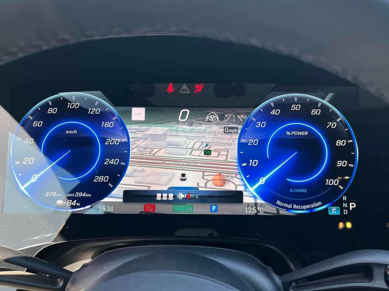 Mercedes-Benz EQE * AMG * 2 КЛЮЧА* PANO* KEYLESS* ПОДГРЕВ* , снимка 8 - Автомобили и джипове - 54400951
