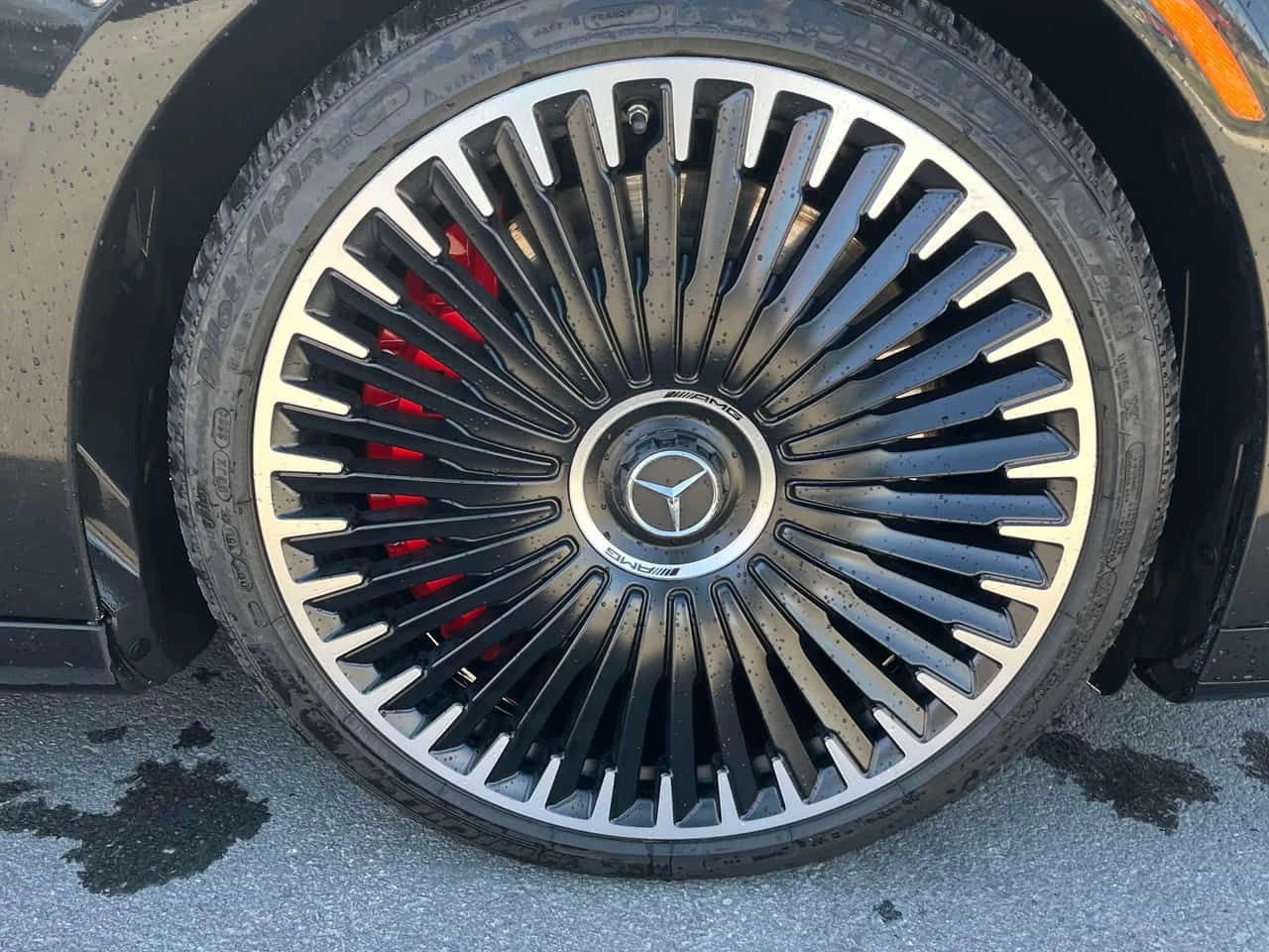 Mercedes-Benz EQE * AMG * 2 КЛЮЧА* PANO* KEYLESS* ПОДГРЕВ* , снимка 7 - Автомобили и джипове - 54400951