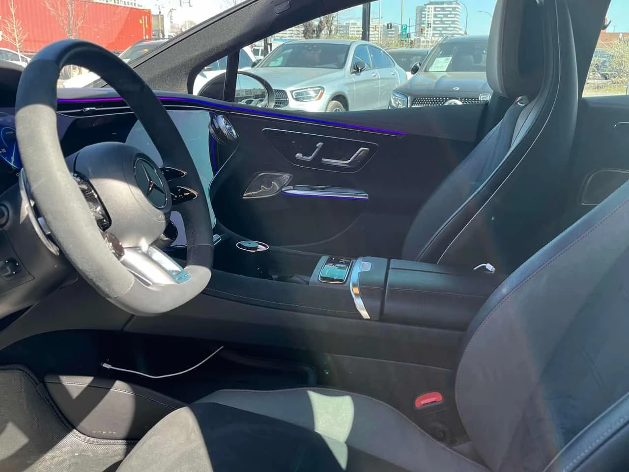 Mercedes-Benz EQE * AMG * 2 КЛЮЧА* PANO* KEYLESS* ПОДГРЕВ* , снимка 10 - Автомобили и джипове - 54400951