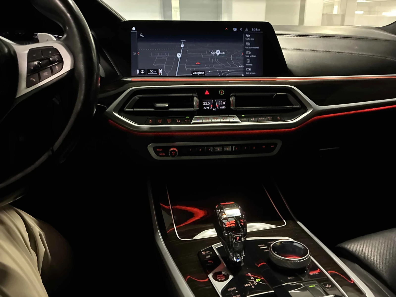 BMW X7 ДИСТРОНИК * SWAROVSKI * ОБДУХВАНЕ * 360 КАМ * , снимка 6 - Автомобили и джипове - 54529089