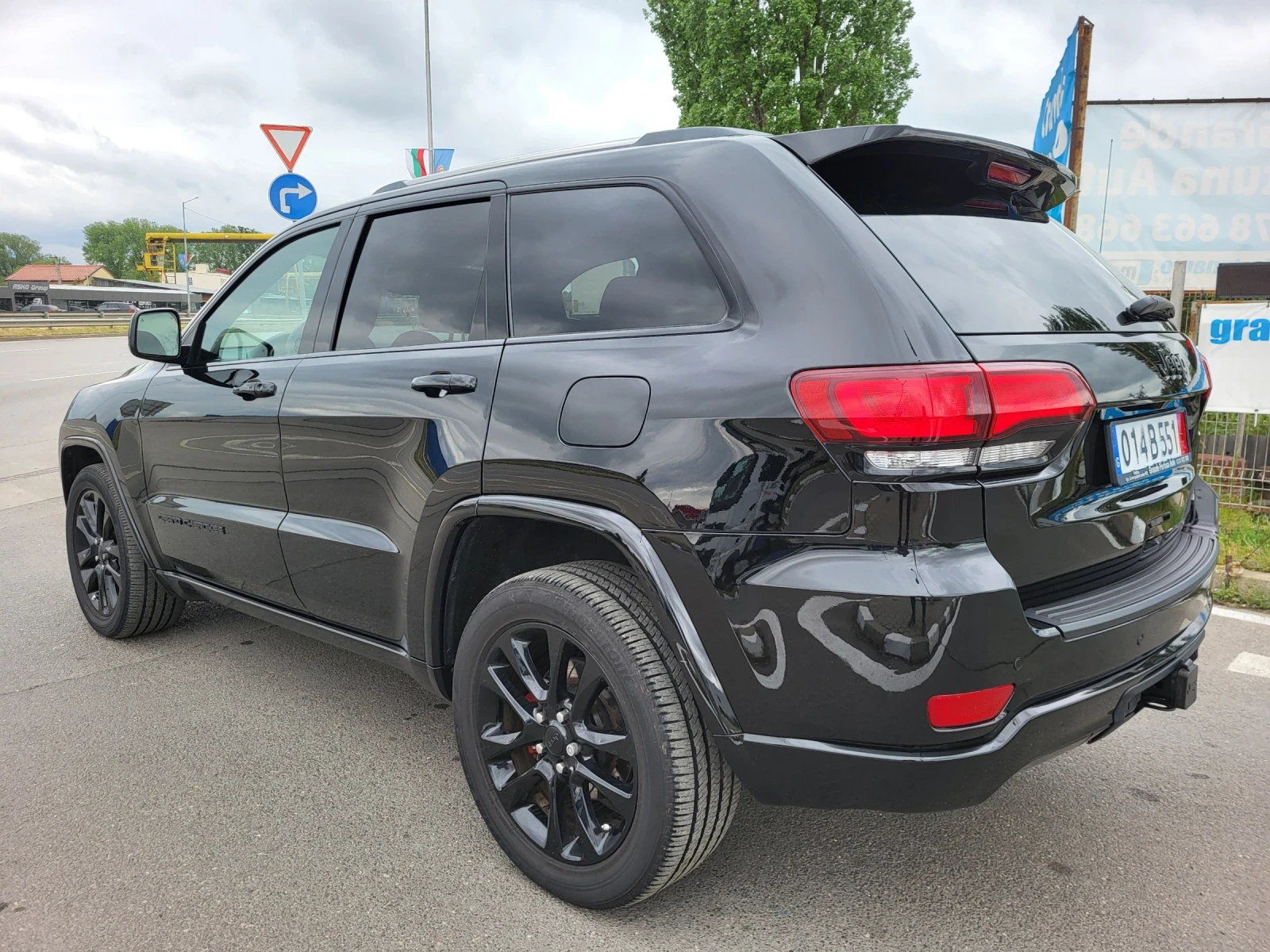 Jeep Grand cherokee 3.6 V6 300 KC 4X4, снимка 7 - Автомобили и джипове - 54589803