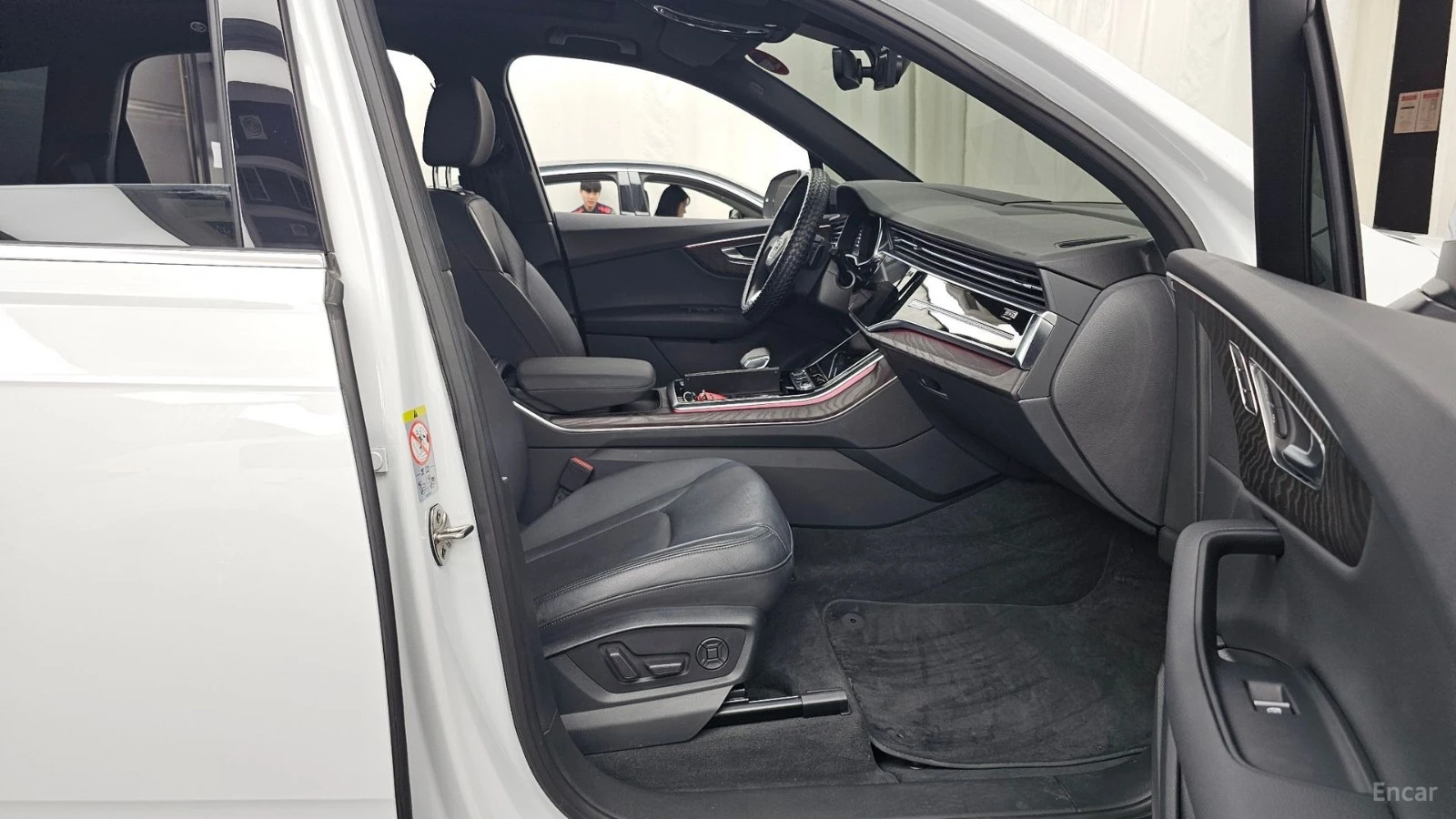 Audi Q7 ОБДУХВАНЕ* 360 КАМЕРА* HEADUP* ПАМЕТ* ПАНОРАМА, снимка 11 - Автомобили и джипове - 55624028