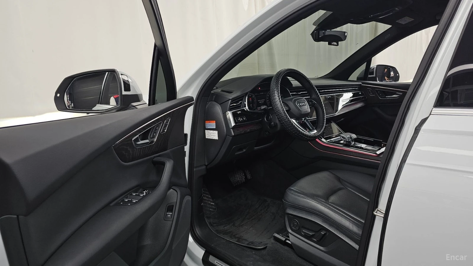 Audi Q7 ОБДУХВАНЕ* 360 КАМЕРА* HEADUP* ПАМЕТ* ПАНОРАМА, снимка 10 - Автомобили и джипове - 55624028