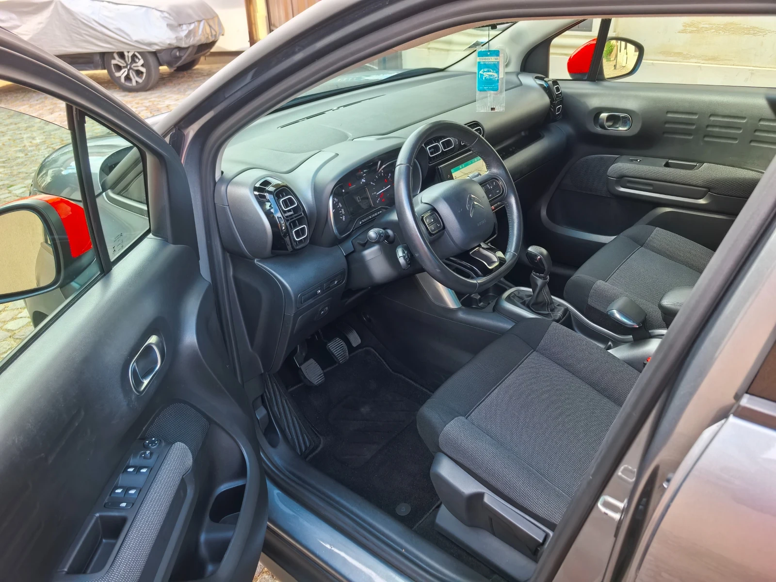 Citroen C3 Aircross 1.2 Turbo NAVI EURO 6 , снимка 11 - Автомобили и джипове - 56299465