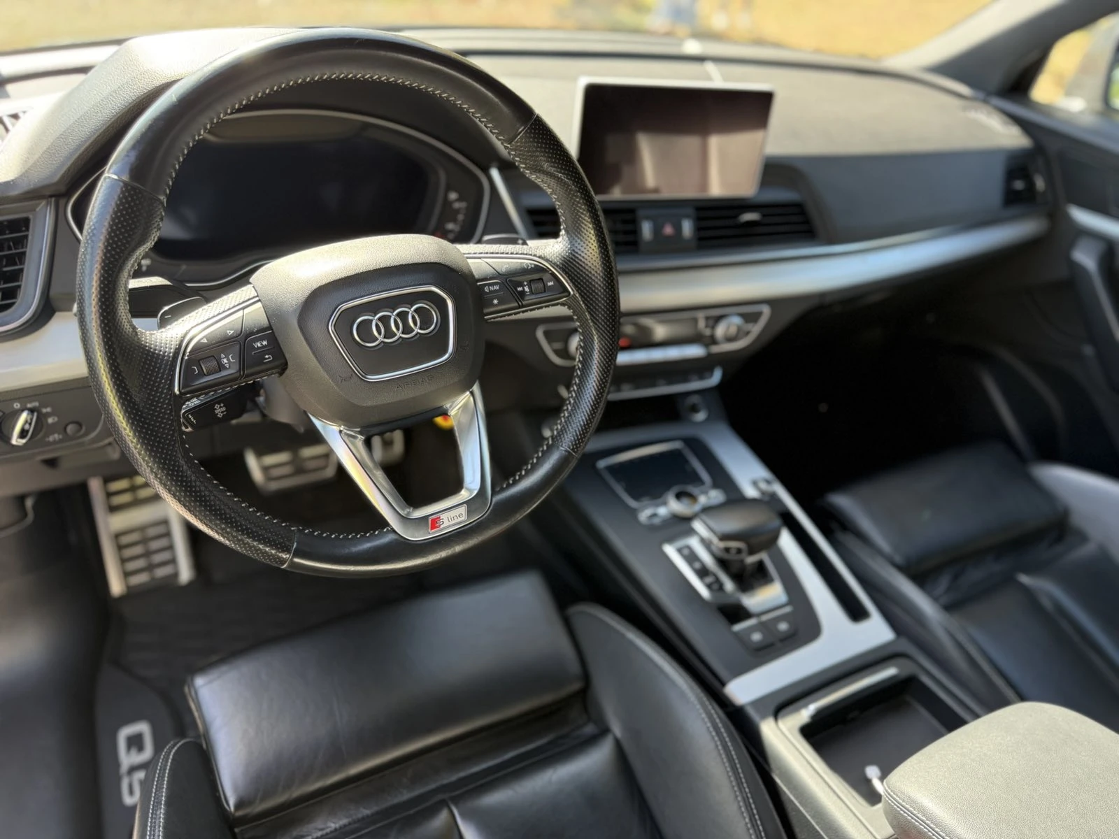 Audi Q5 2.0 TDI 3 х S Line , снимка 10 - Автомобили и джипове - 56629123