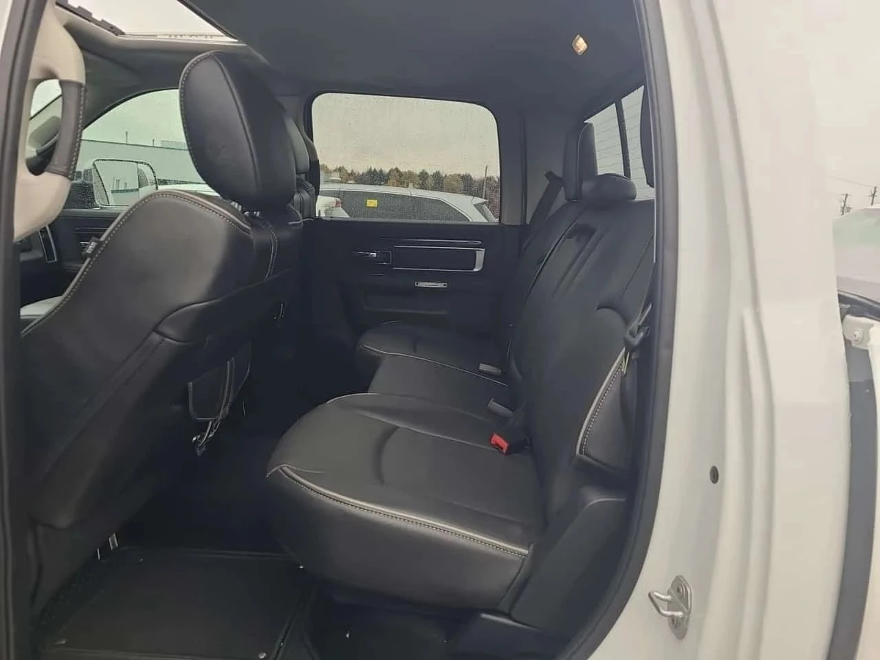 Dodge RAM 1500, снимка 12 - Автомобили и джипове - 56688278