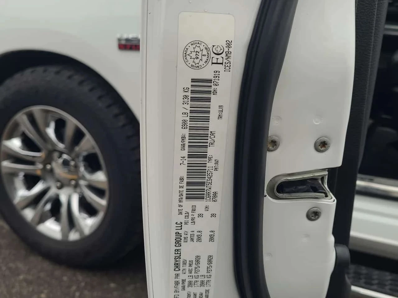 Dodge RAM 1500, снимка 16 - Автомобили и джипове - 56688278