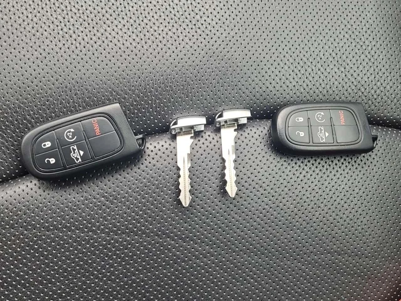 Dodge RAM 1500, снимка 8 - Автомобили и джипове - 56688278