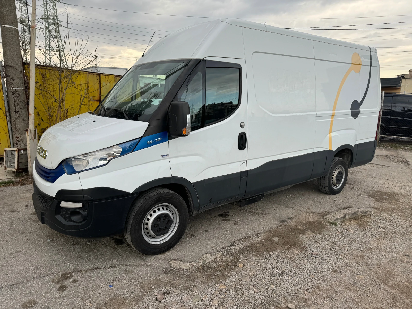 Iveco Daily Собствен Лизинг-3.0i 136hp-Klima-2019г-евро 6 - изображение 7