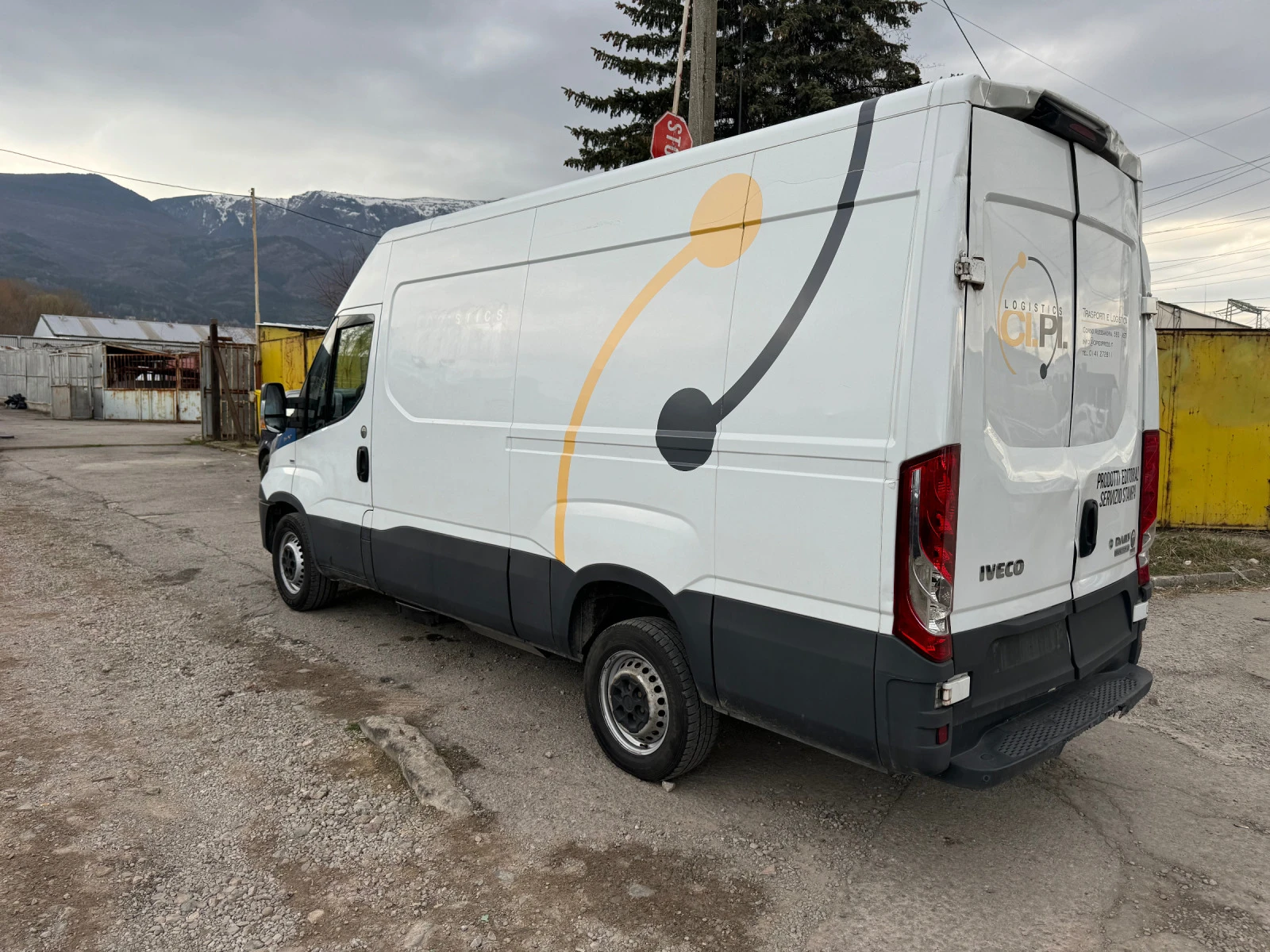 Iveco Daily Собствен Лизинг-3.0i 136hp-Klima-2019г-евро 6 - изображение 6