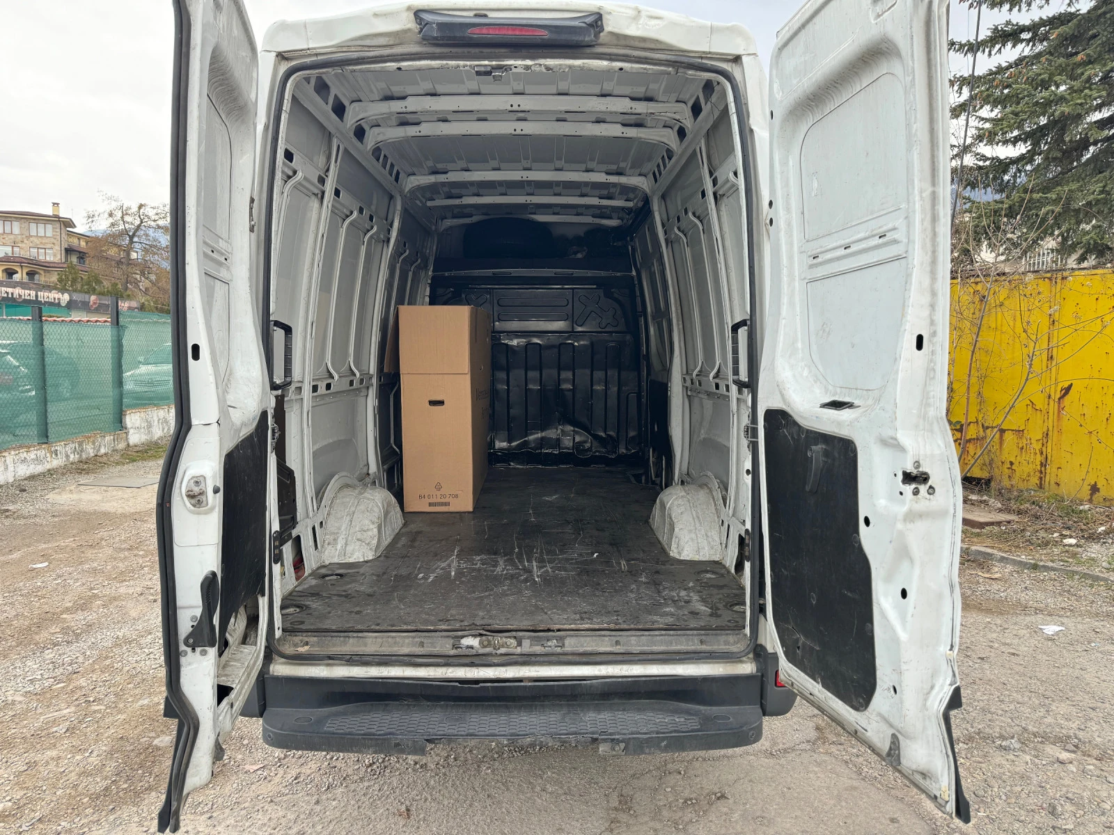 Iveco Daily Собствен Лизинг-3.0i 136hp-Klima-2019г-евро 6 - изображение 2