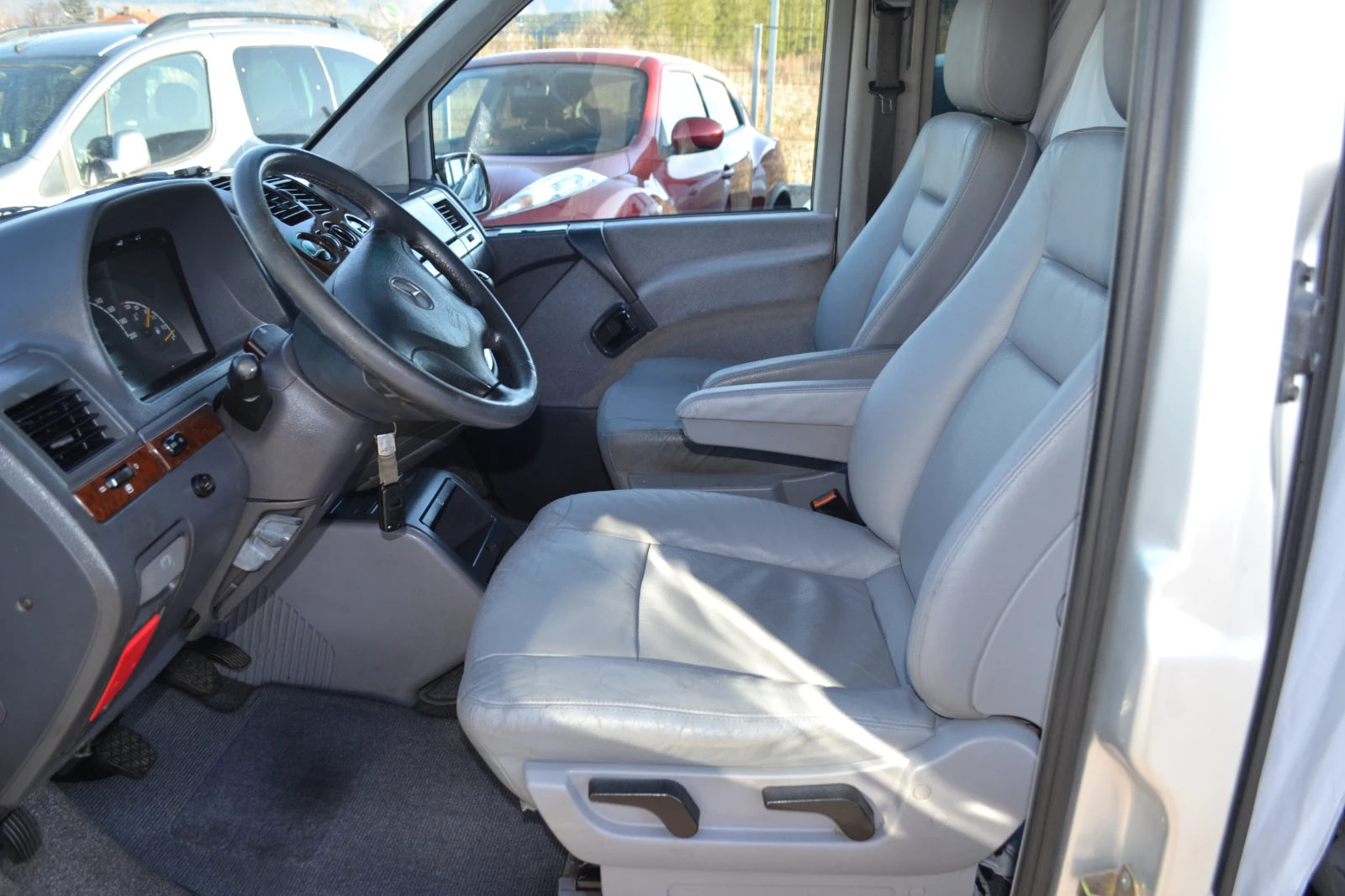 Mercedes-Benz V 220 2.2CDI-AMBIENTE, снимка 8 - Бусове и автобуси - 53800855