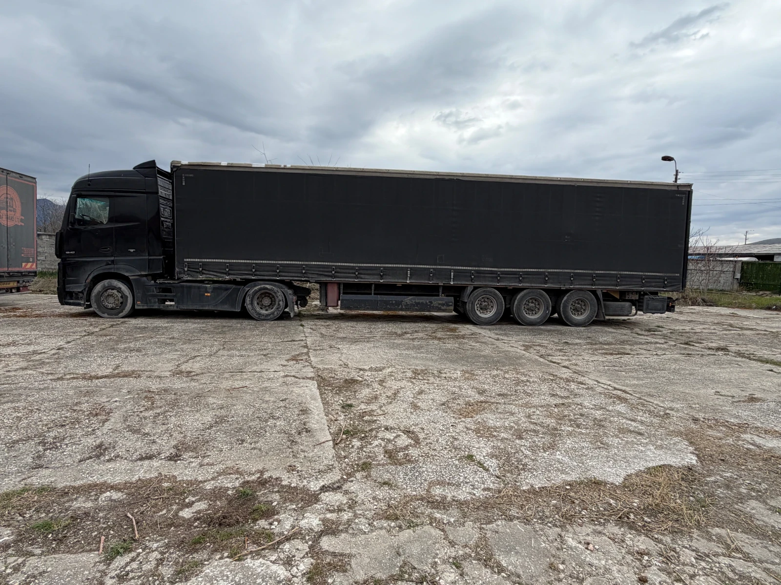 Mercedes-Benz Actros, снимка 3 - Камиони - 54298028