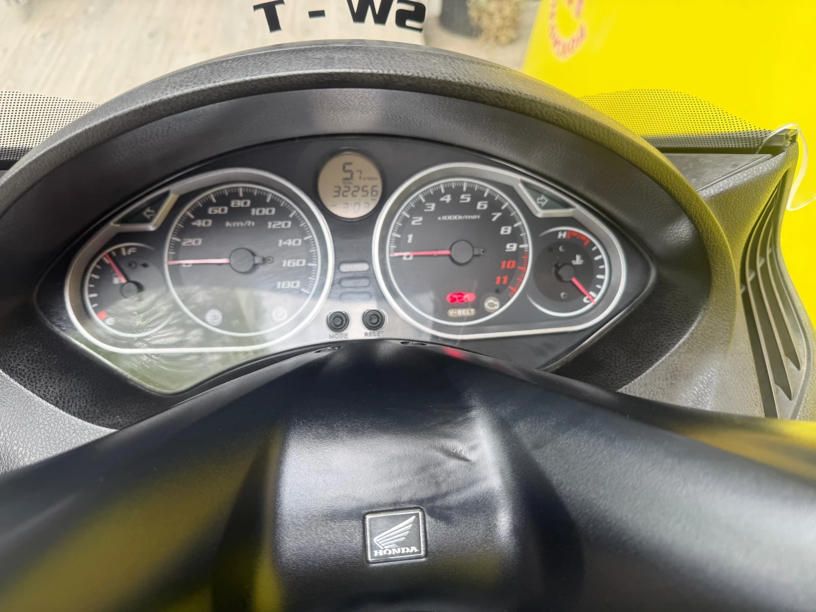 Honda SW T400, снимка 11 - Мотоциклети и мототехника - 54358940