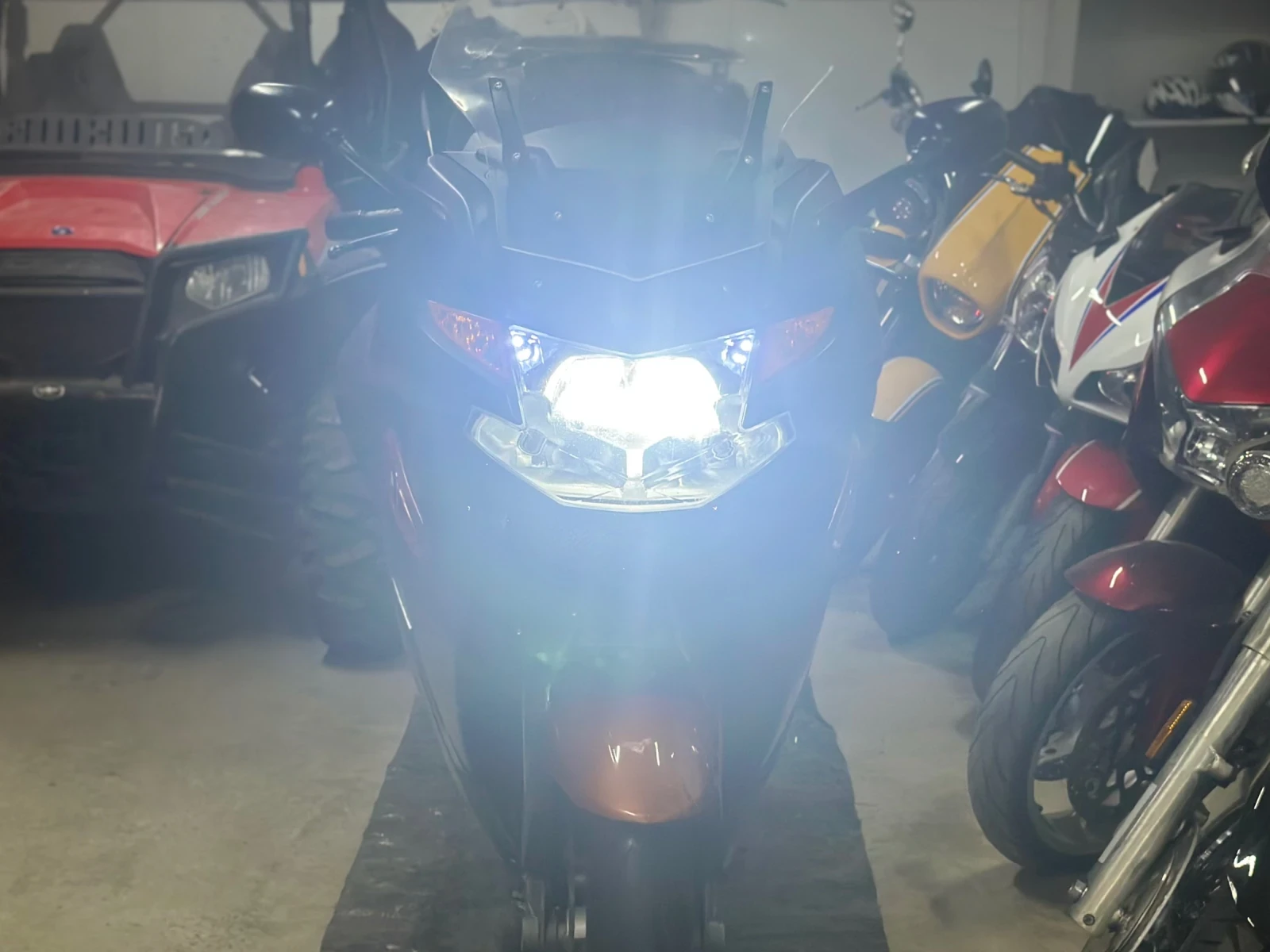 BMW K 1300GT ЛИЗ/БАРТ, снимка 8 - Мотоциклети и мототехника - 54715201