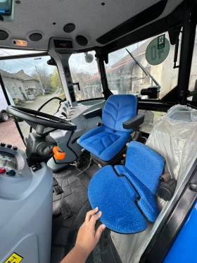 Трактор New Holland TD95.5, снимка 5