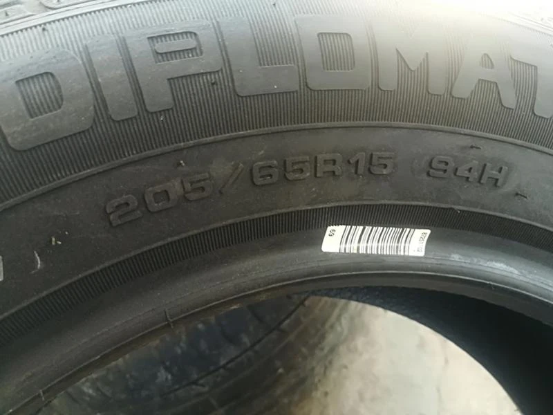 Гуми Летни 205/65R15, снимка 5 - Гуми и джанти - 21466290