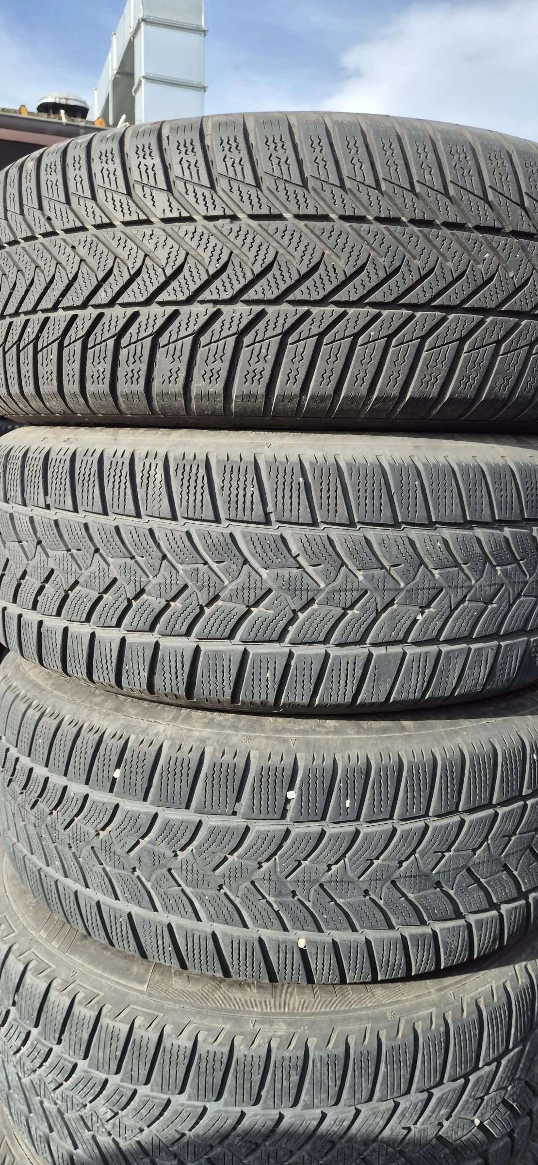 ���� � ������ 215/60R17 �� Nissan | Mobile.bg � ����������� 14
