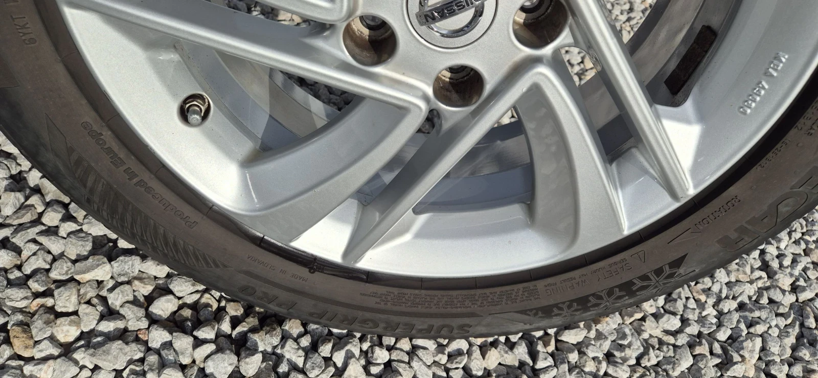 ���� � ������ 215/60R17 �� Nissan | Mobile.bg � ����������� 4