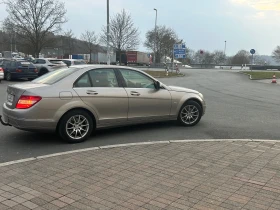 Mercedes-Benz C 220, снимка 2