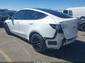 Tesla Model Y Long Range Dual Motor All-Wheel Drive, снимка 3