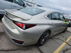 Lexus ES 300 Hybrid * Eдин собственик * Без инциденти * CARFAX , снимка 3