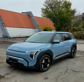 Kia EV3 81.4KWh/Long Range/Сервизна Книжка, снимка 4