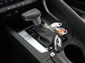 Hyundai Elantra AVANTE 1.6/КАМЕРА/ПАРКТРОНИК/НАВИГАЦИЯ/ | Auto.bg — изображение 9